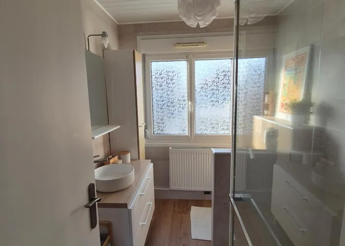 Maison Neuvilloise- Proche Cambrai, Douai * Neuville-Saint-Remy